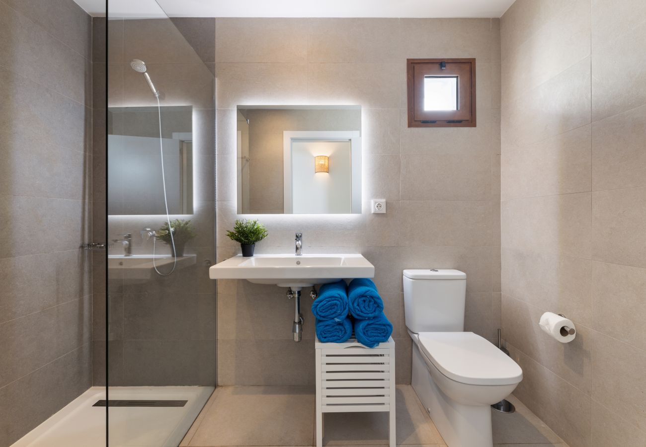 Villa en Playa Blanca - Villa Los Altos Brisa 11B by Escape Home 