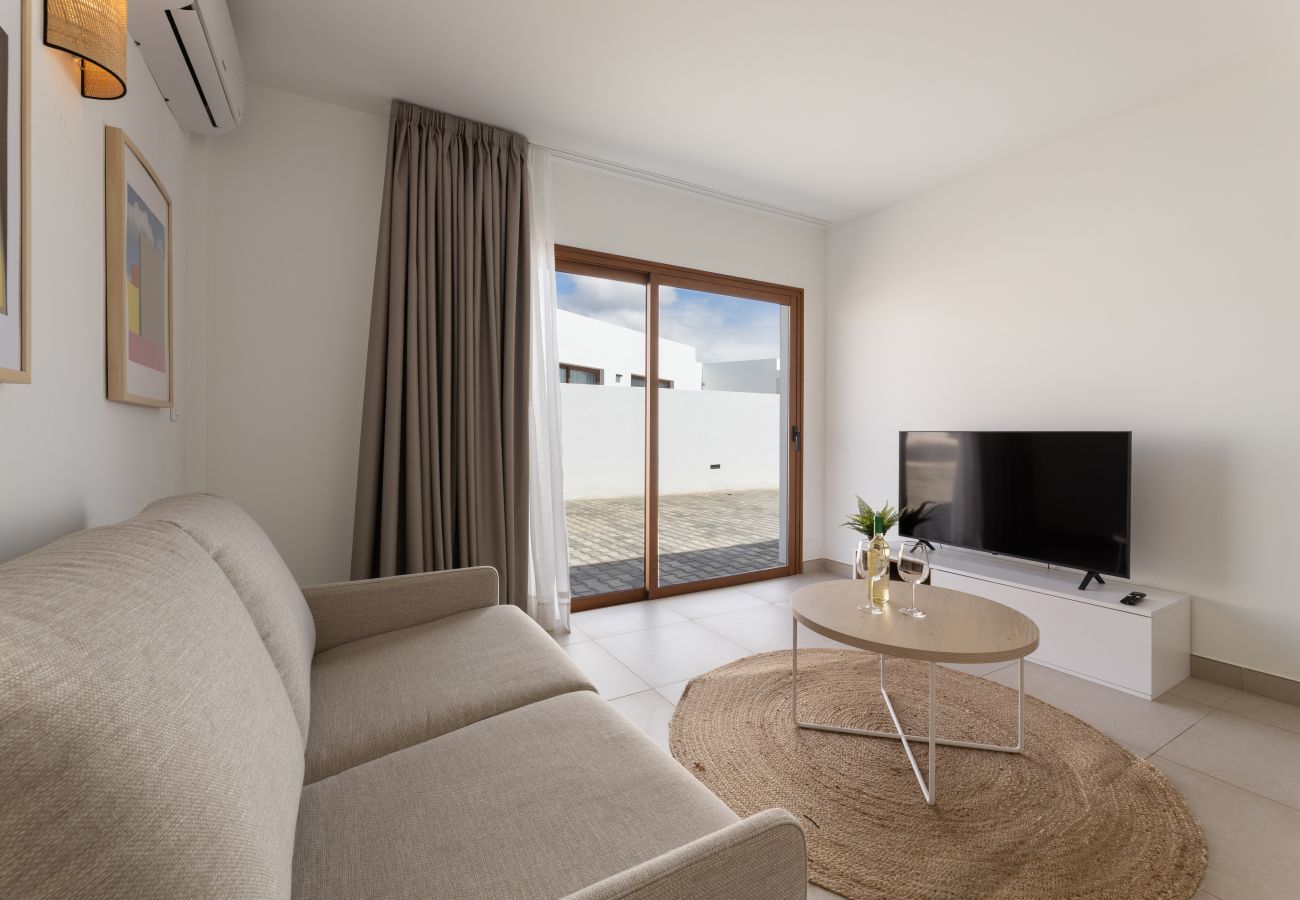 Villa en Playa Blanca -  Villa Los Altos Famara 11A by Escape Home 