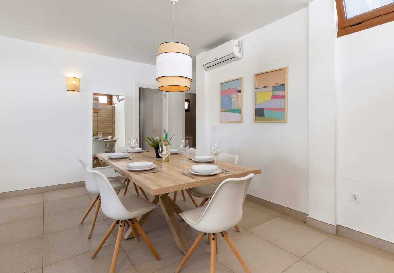 Villa en Playa Blanca -  Villa Los Altos Famara 11A by Escape Home 