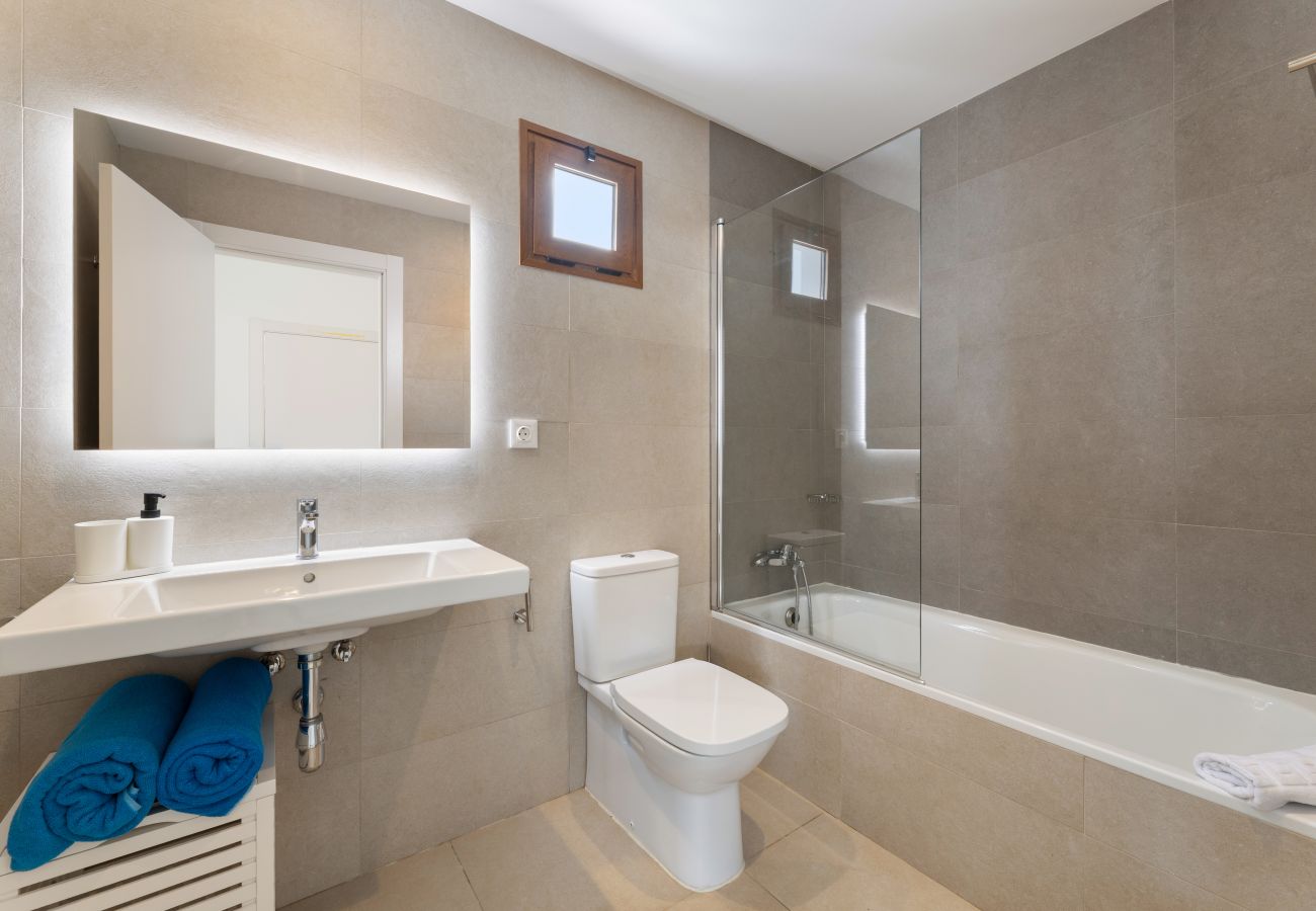 Villa en Playa Blanca -  Villa Los Altos Famara 11A by Escape Home 