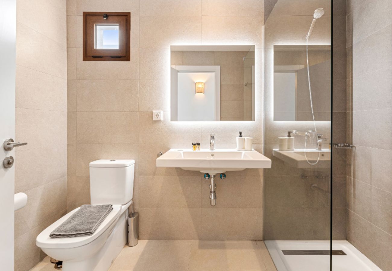 Villa en Playa Blanca - Villa Los Altos Gadea 9B by Escape Home