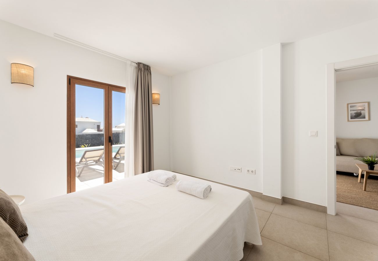 Villa en Playa Blanca - Villa Los Altos Gadea 9B by Escape Home