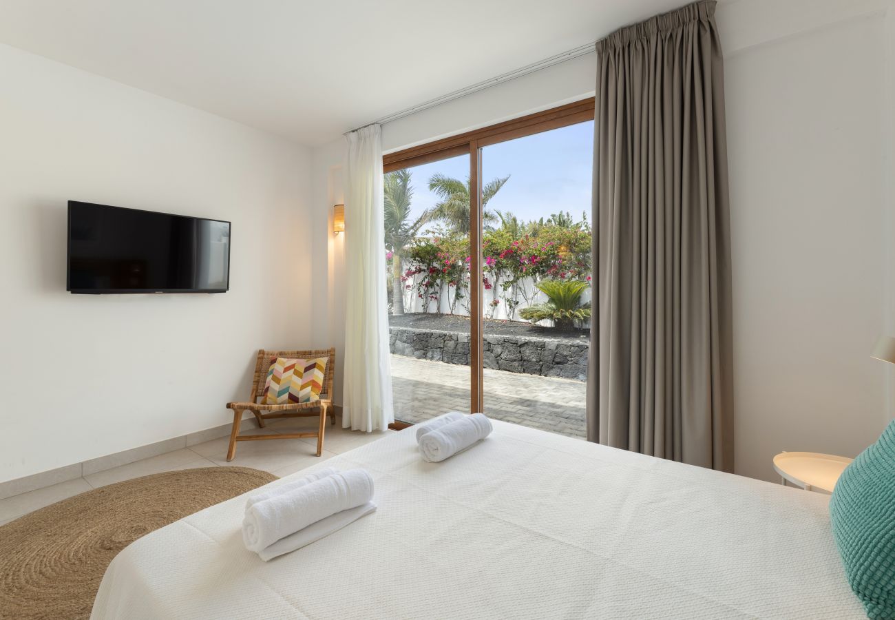 Villa en Playa Blanca - Villa Los Altos Naira 3A by Escape Home