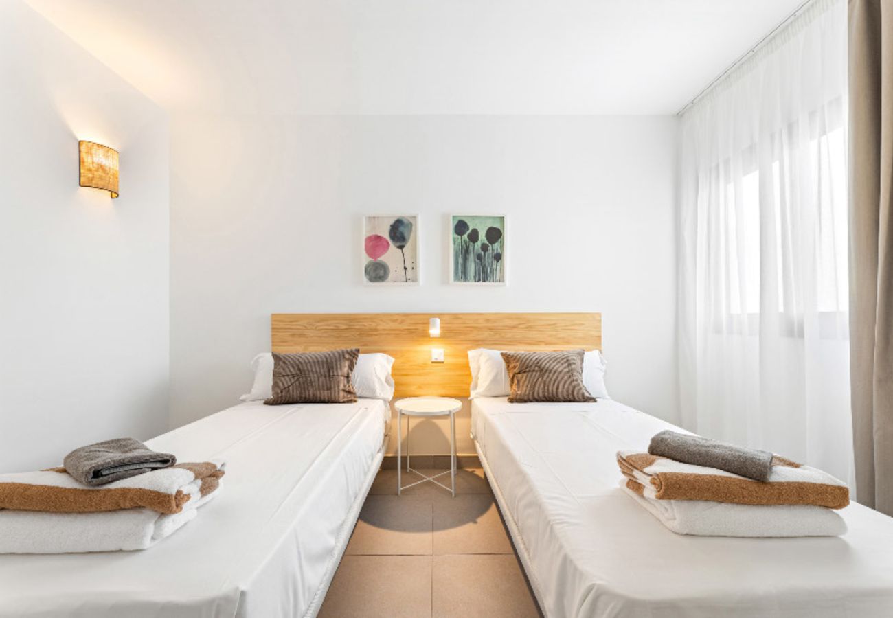 Villa en Playa Blanca - Villa Los Altos Tabaiba 7A by Escape Home