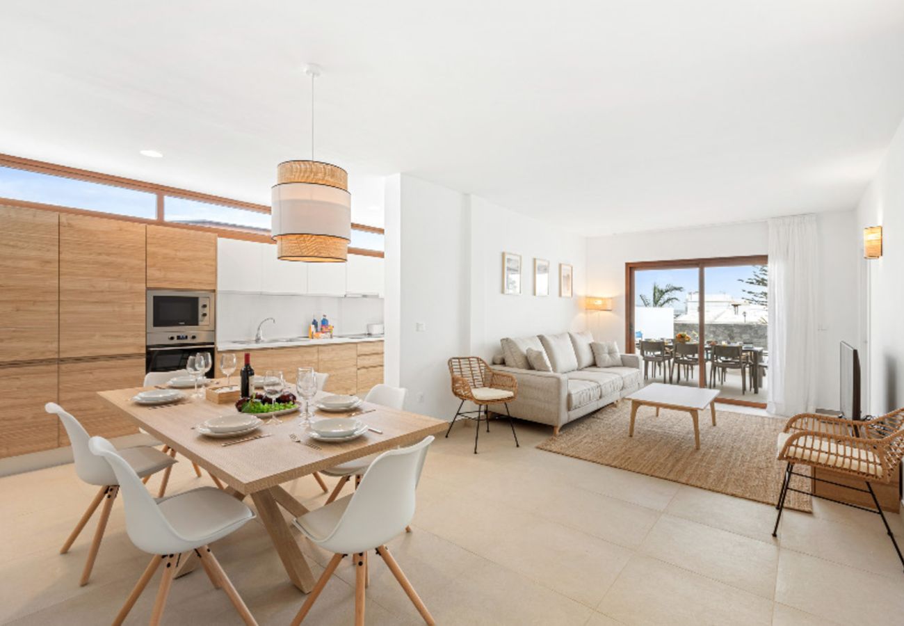 Villa en Playa Blanca - Villa Los Altos Tabaiba 7A by Escape Home