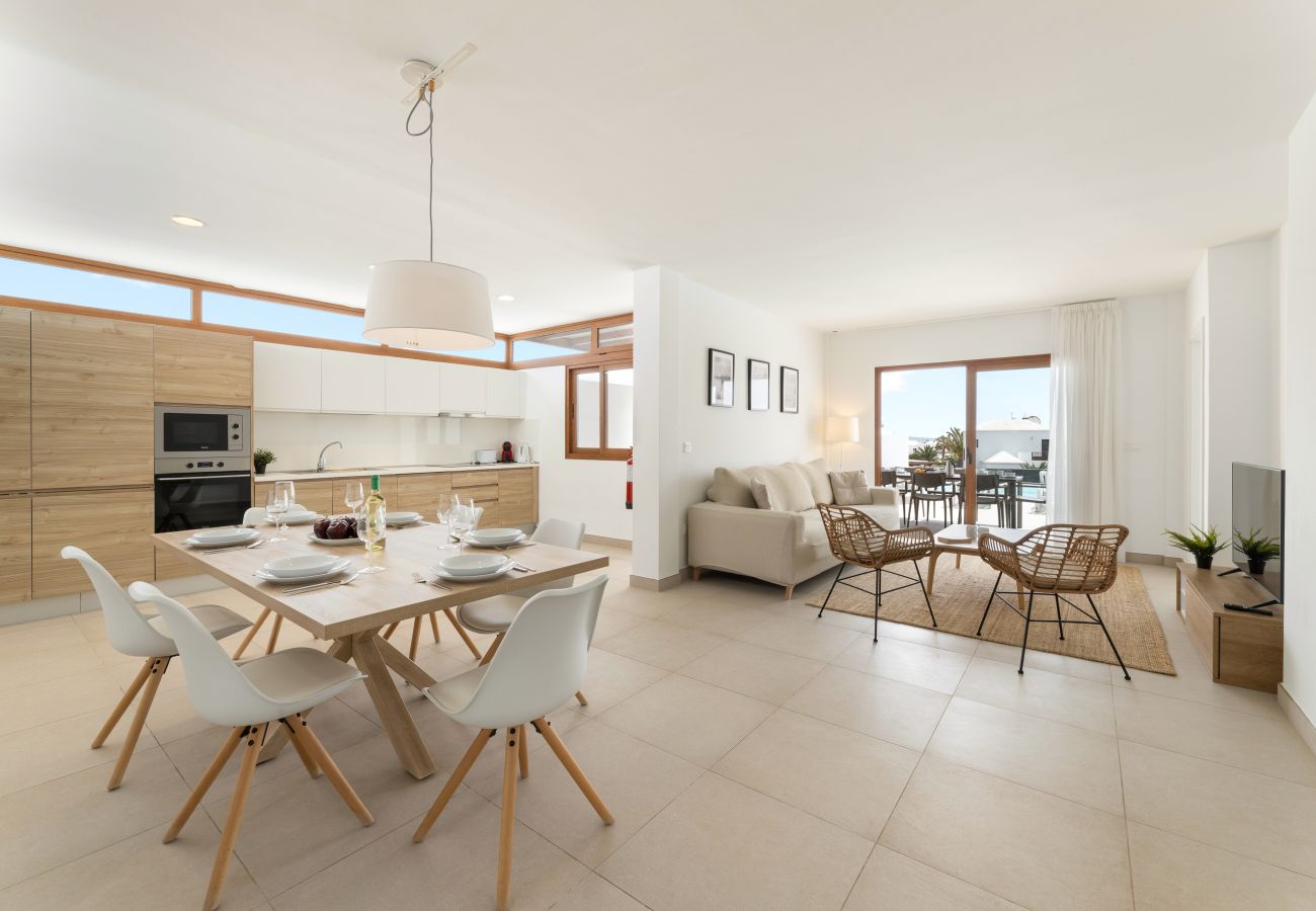Villa en Playa Blanca - Villa Los Altos Tabaiba 7A by Escape Home