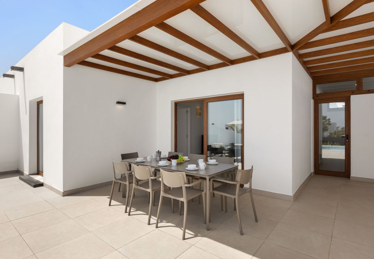 Villa en Playa Blanca - Villa Los Altos Yaiza 9A by Escape Home