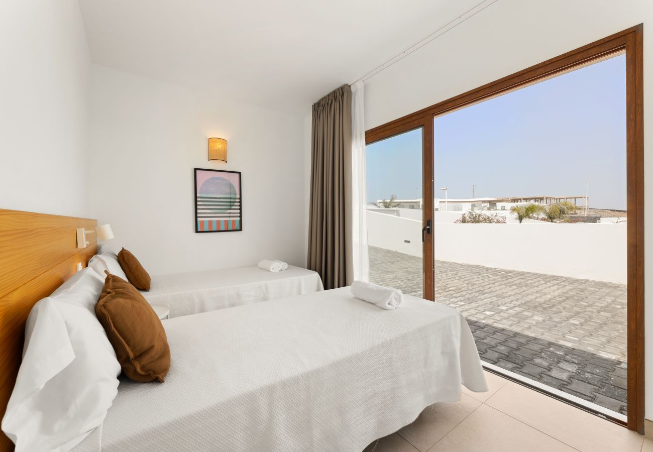 Villa en Playa Blanca - Villa Los Altos Yaiza 9A by Escape Home