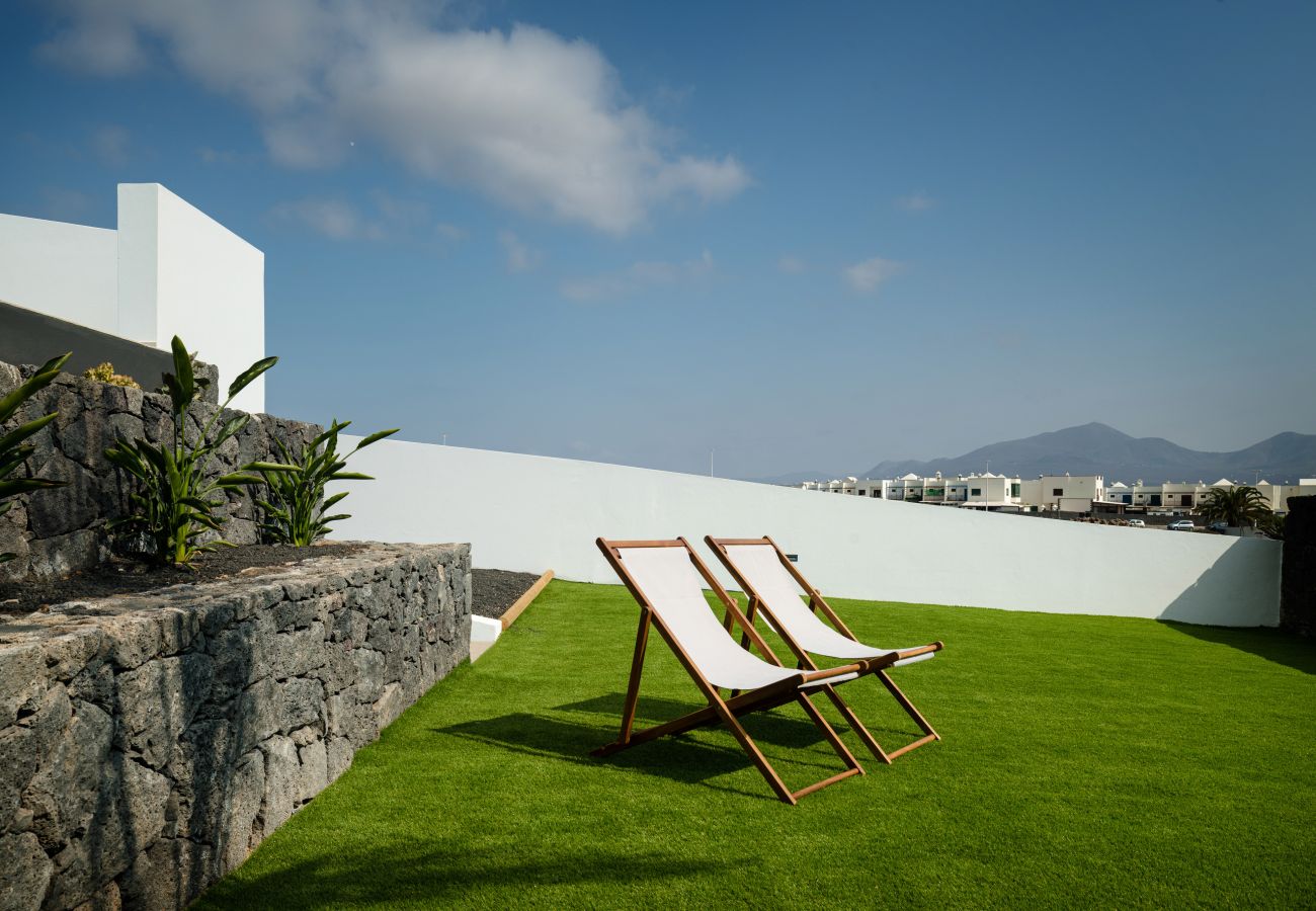 Villa en Playa Blanca - Villa Los Altos Anisa 13A by Escape Home