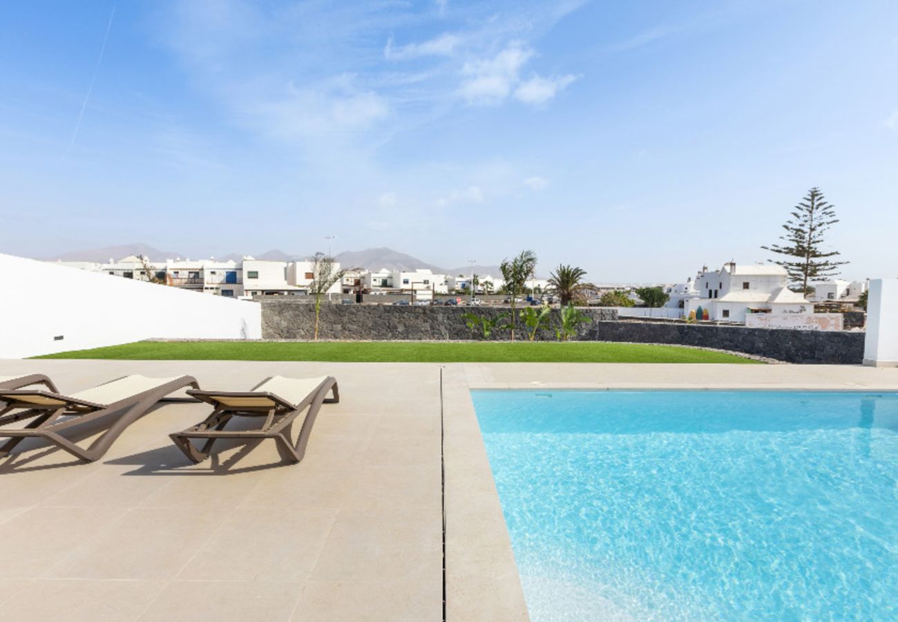 Villa en Playa Blanca - Villa Los Altos Navya 13B by Escape Home