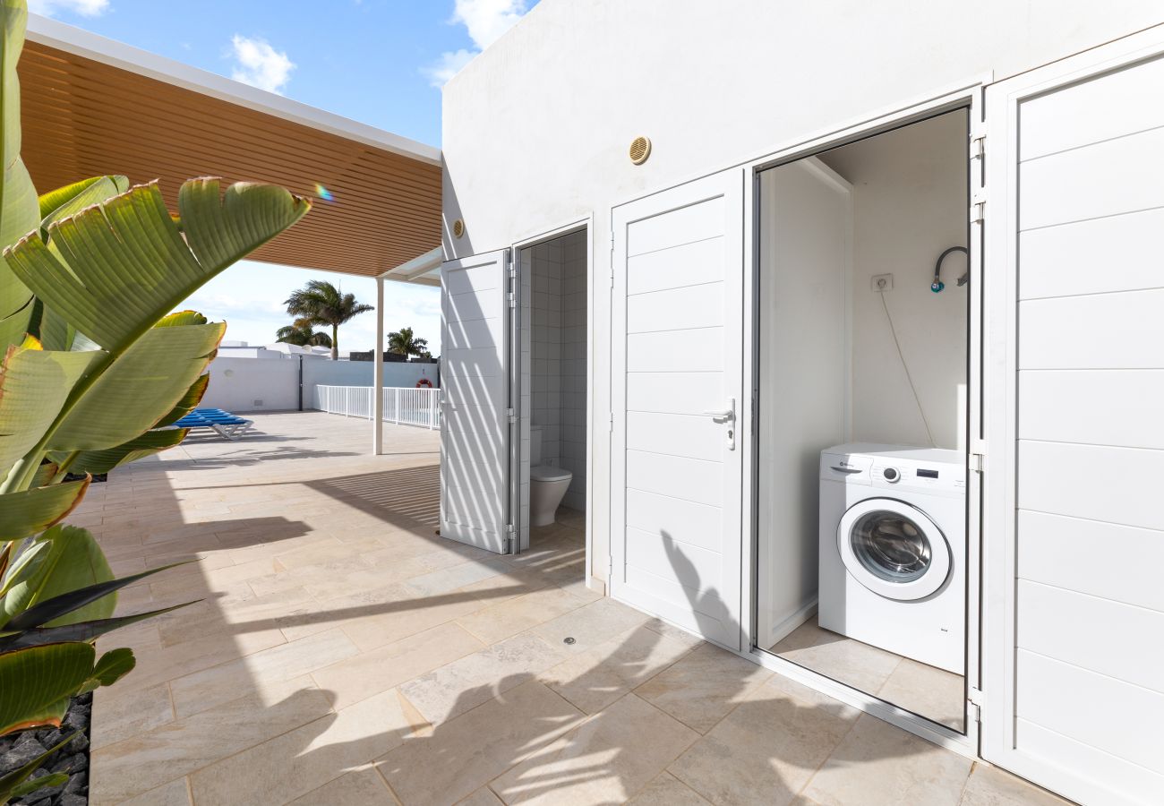 Villa en Playa Blanca - Casa Manuel By Escape Home