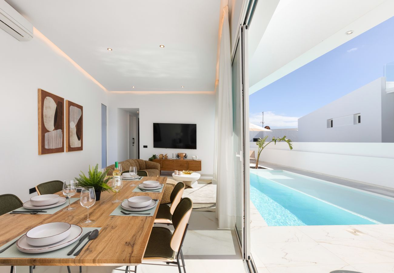 Villa en Charco del Palo - Villa Coralina by Escape Home