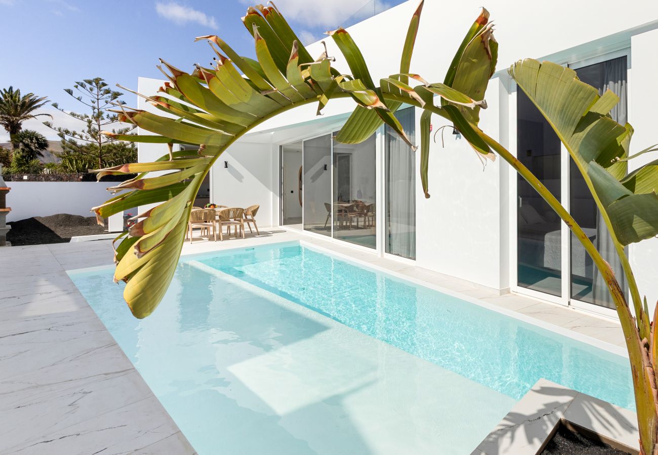 Villa en Charco del Palo - Villa Coralina by Escape Home