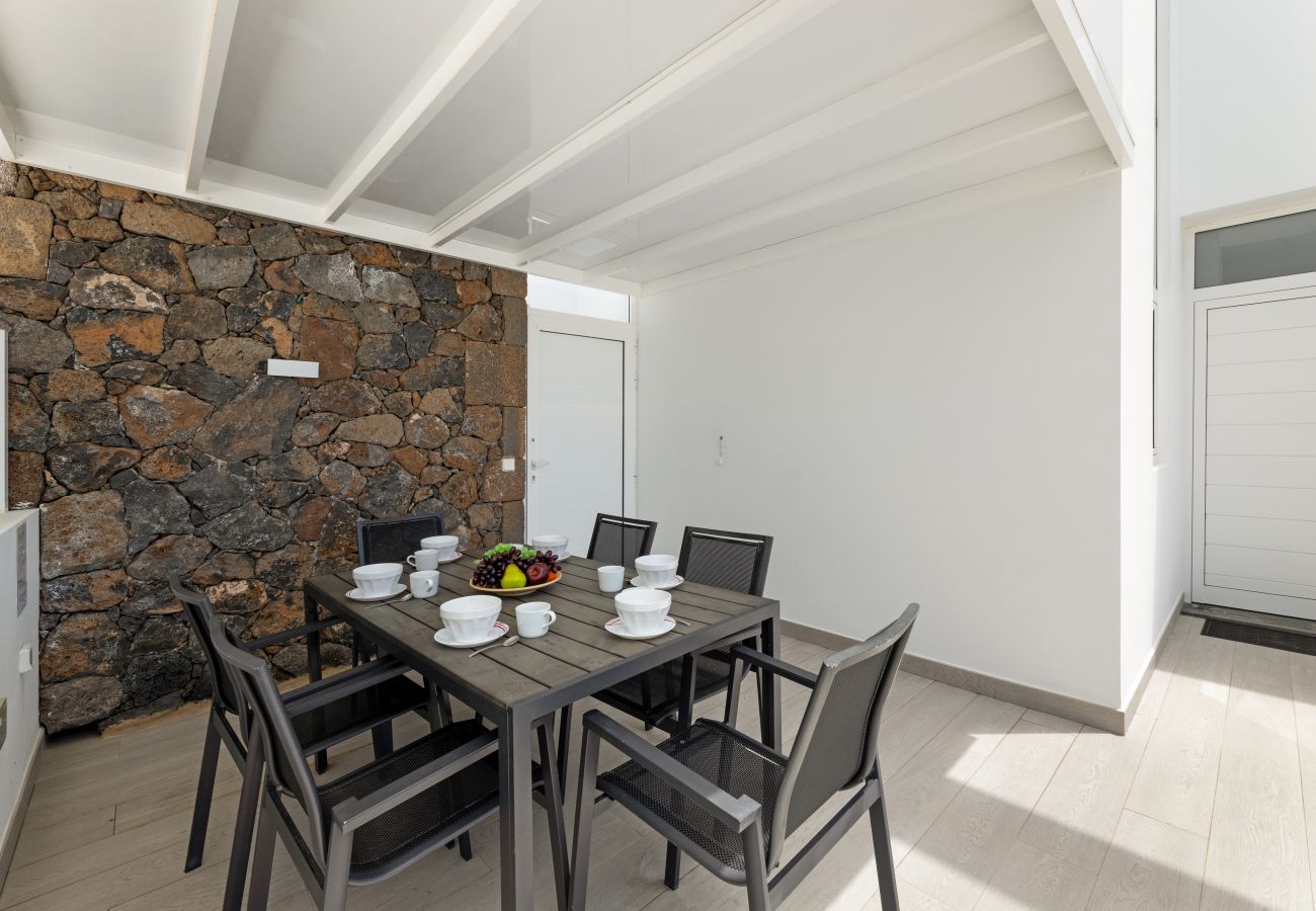 Villa en Tías -  Villa Pitaya by Escape Home
