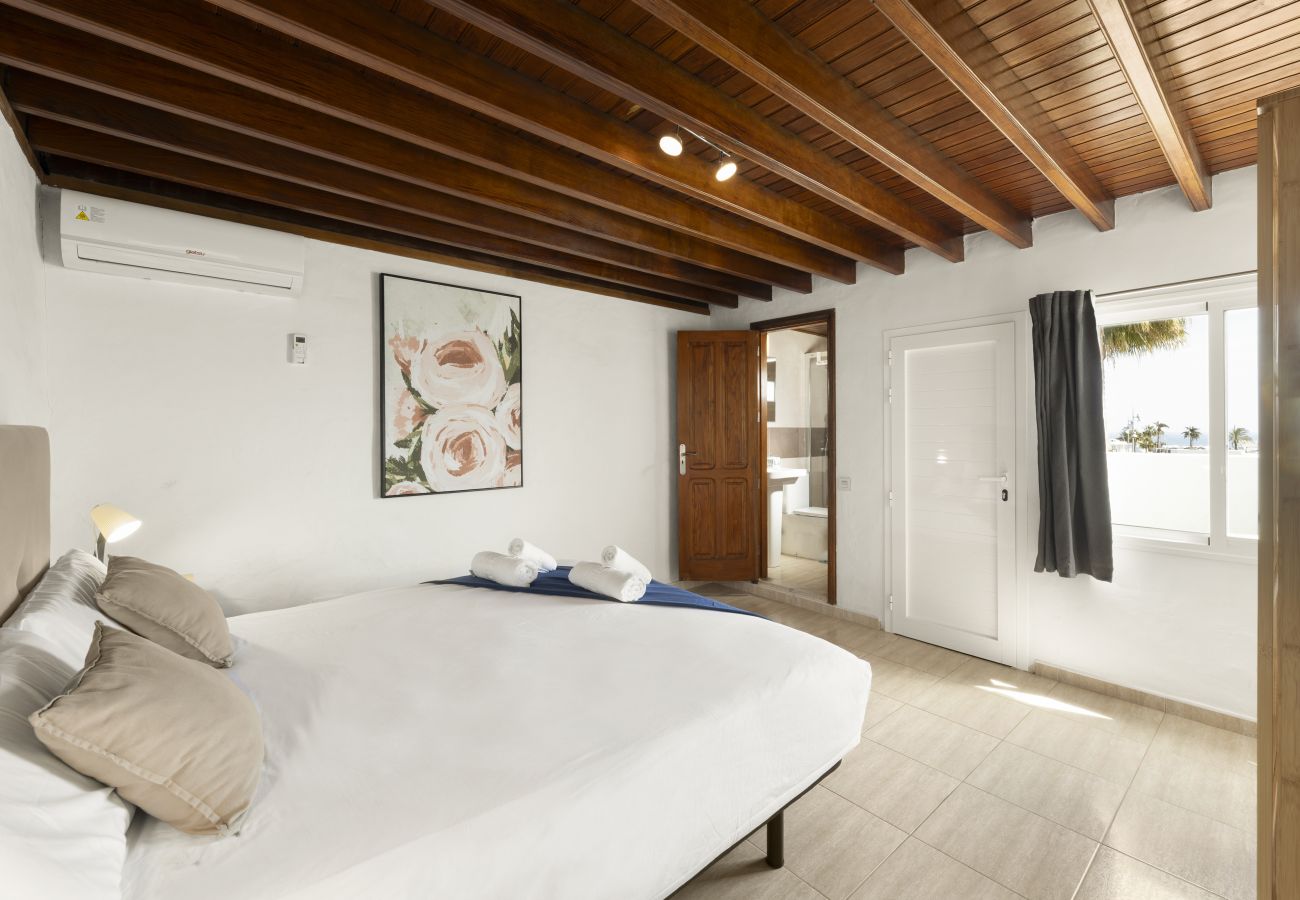 Villa en Puerto del Carmen - Villa Santa Rosa La Peñita by Escape Home