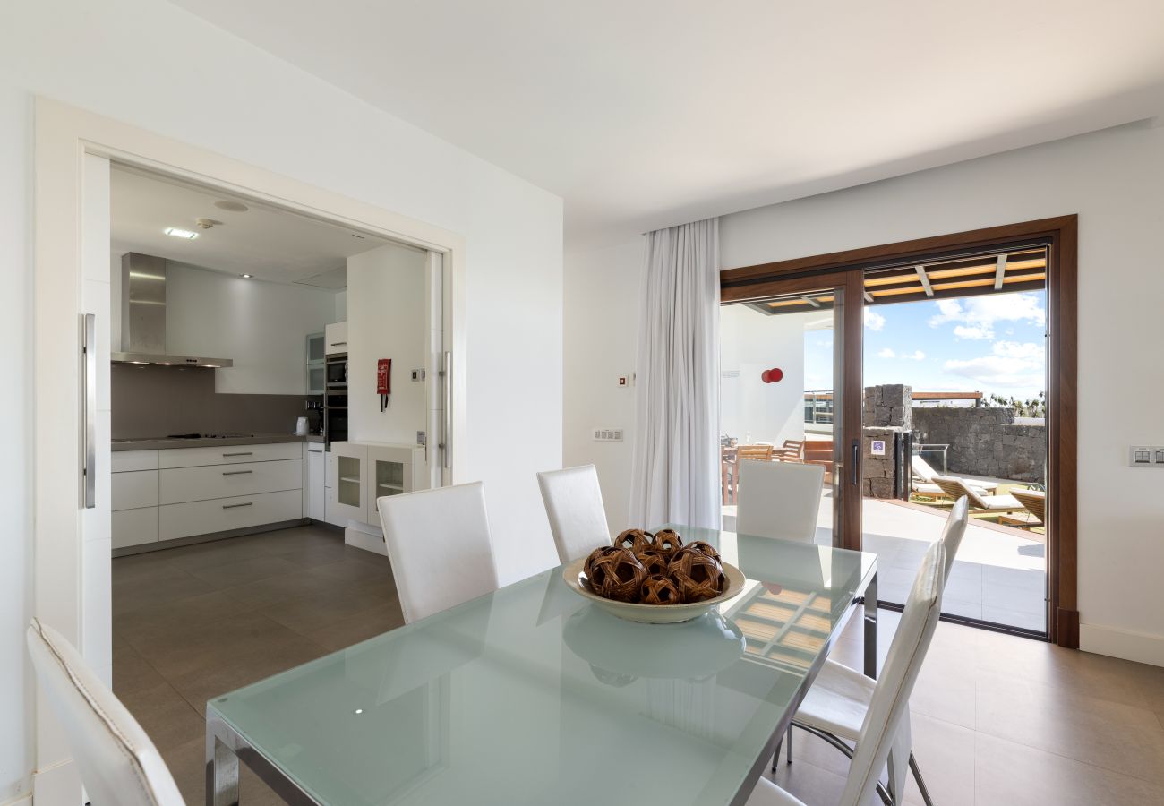 Villa en Puerto Calero - Casa Carlota by Escape Home
