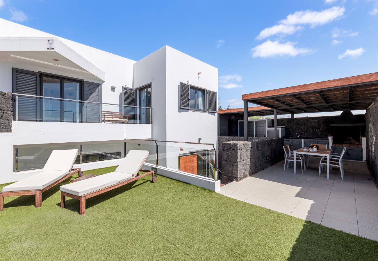 Villa en Puerto Calero - Casa Carlota by Escape Home