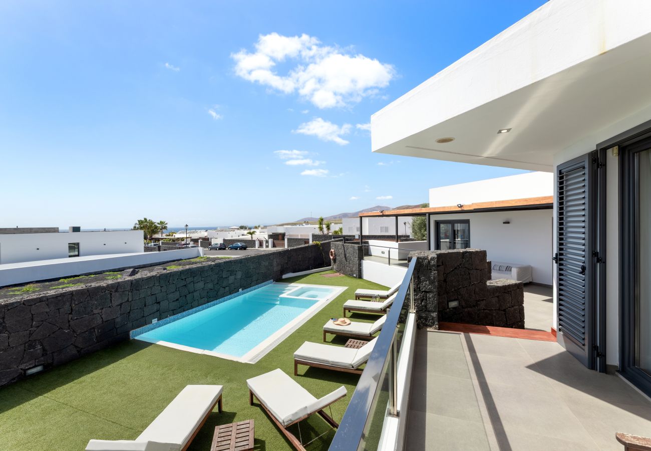 Villa en Puerto Calero - Casa Carlota by Escape Home