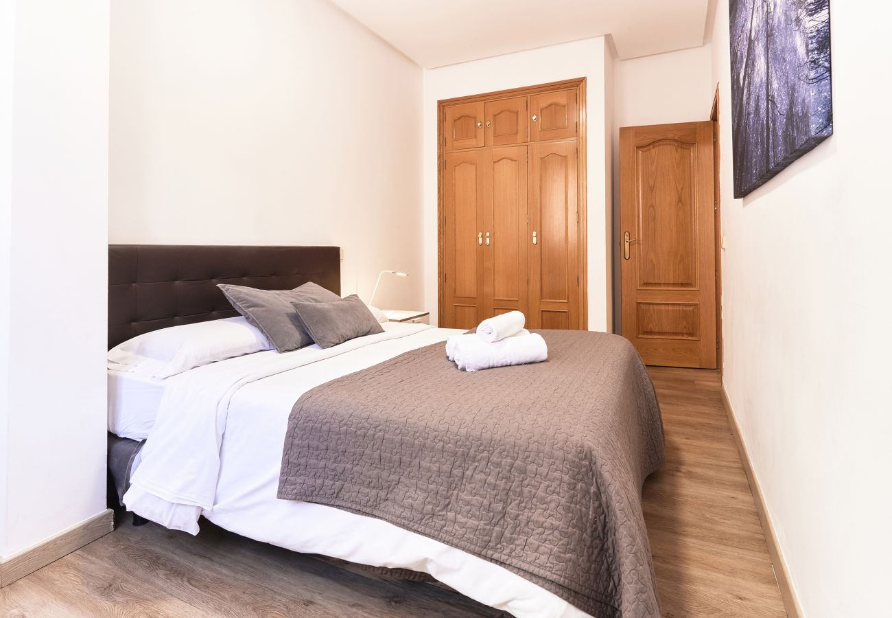 Apartamento en Madrid -  Santa Rosa Madrid 202 by Escape Home