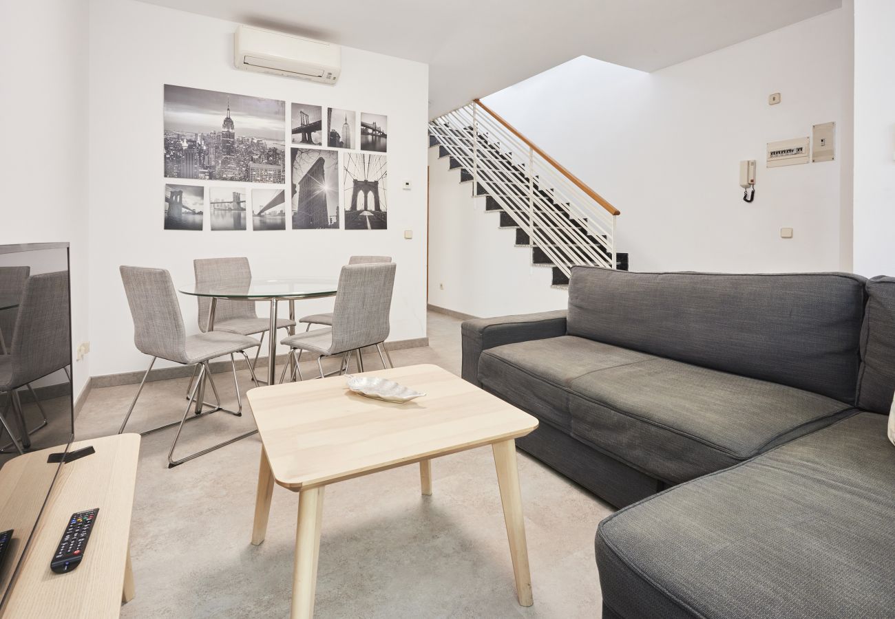 Apartamento en Madrid -  Santa Rosa Madrid 302 by Escape Home