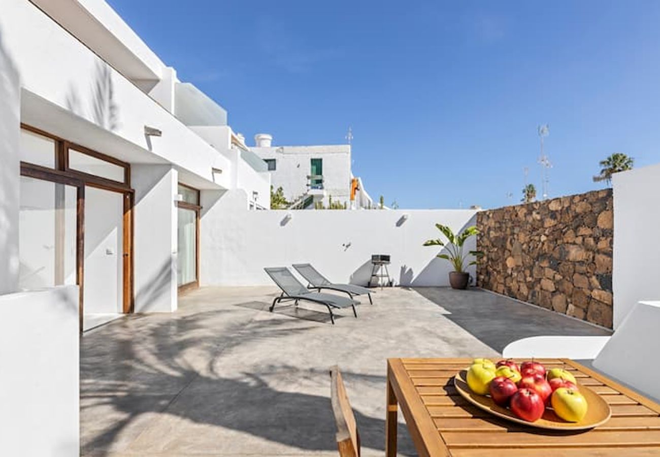 Casa en Puerto del Carmen - Costa Mera Duplex by Escape Home