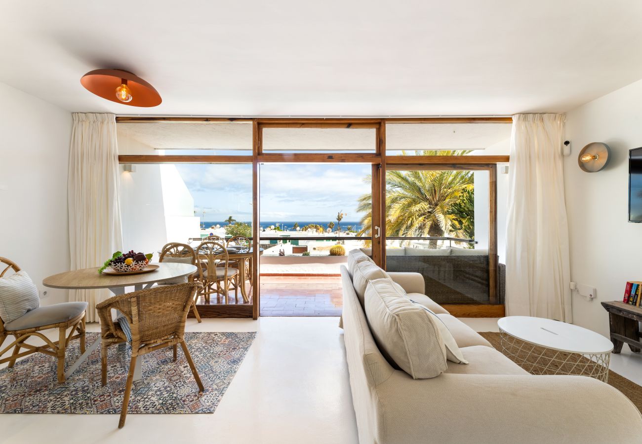 Casa en Puerto del Carmen - Costa Mera Duplex by Escape Home