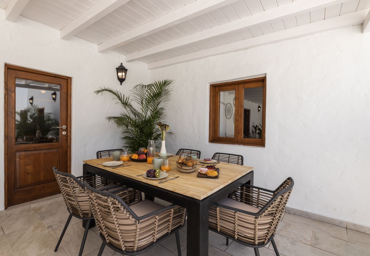 Villa en Puerto del Carmen - Villa Roseta by Escape Home