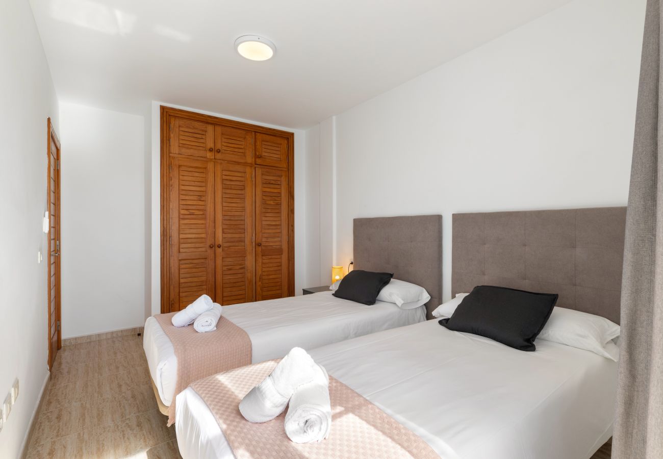 Villa en Puerto del Carmen - Arpon Santa Rosa 3 by Escape Home