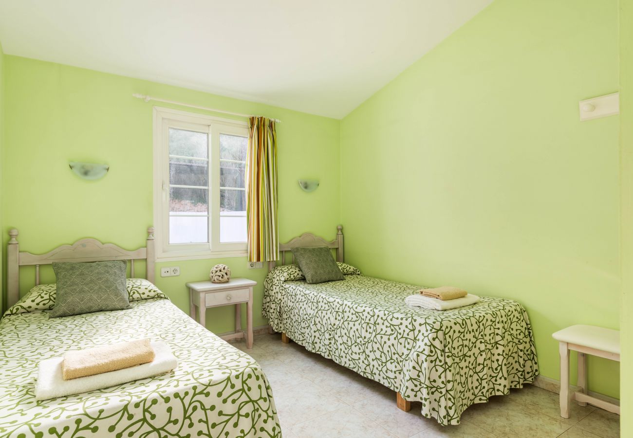 Villas Galdana Palms by EscapeHome, Bedroom Bedroom