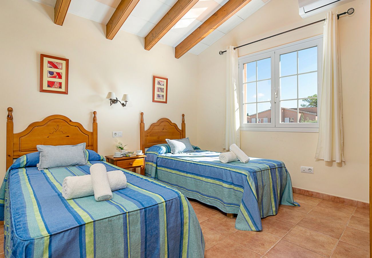 Villa Llevant by EscapeHome, Bedroom Bedroom