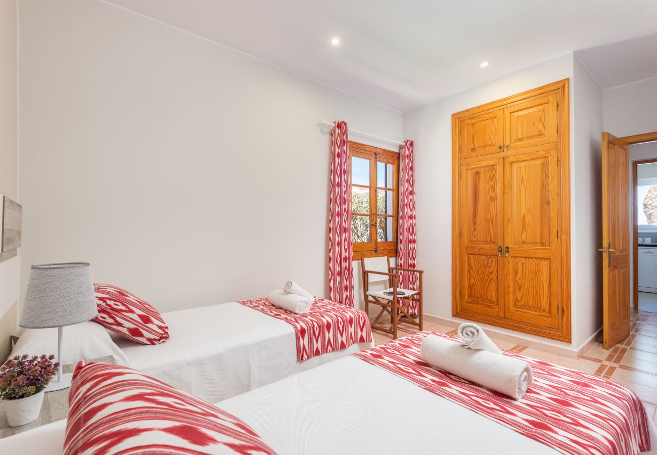 Villa Lali by EscapeHome, Bedroom Bedroom