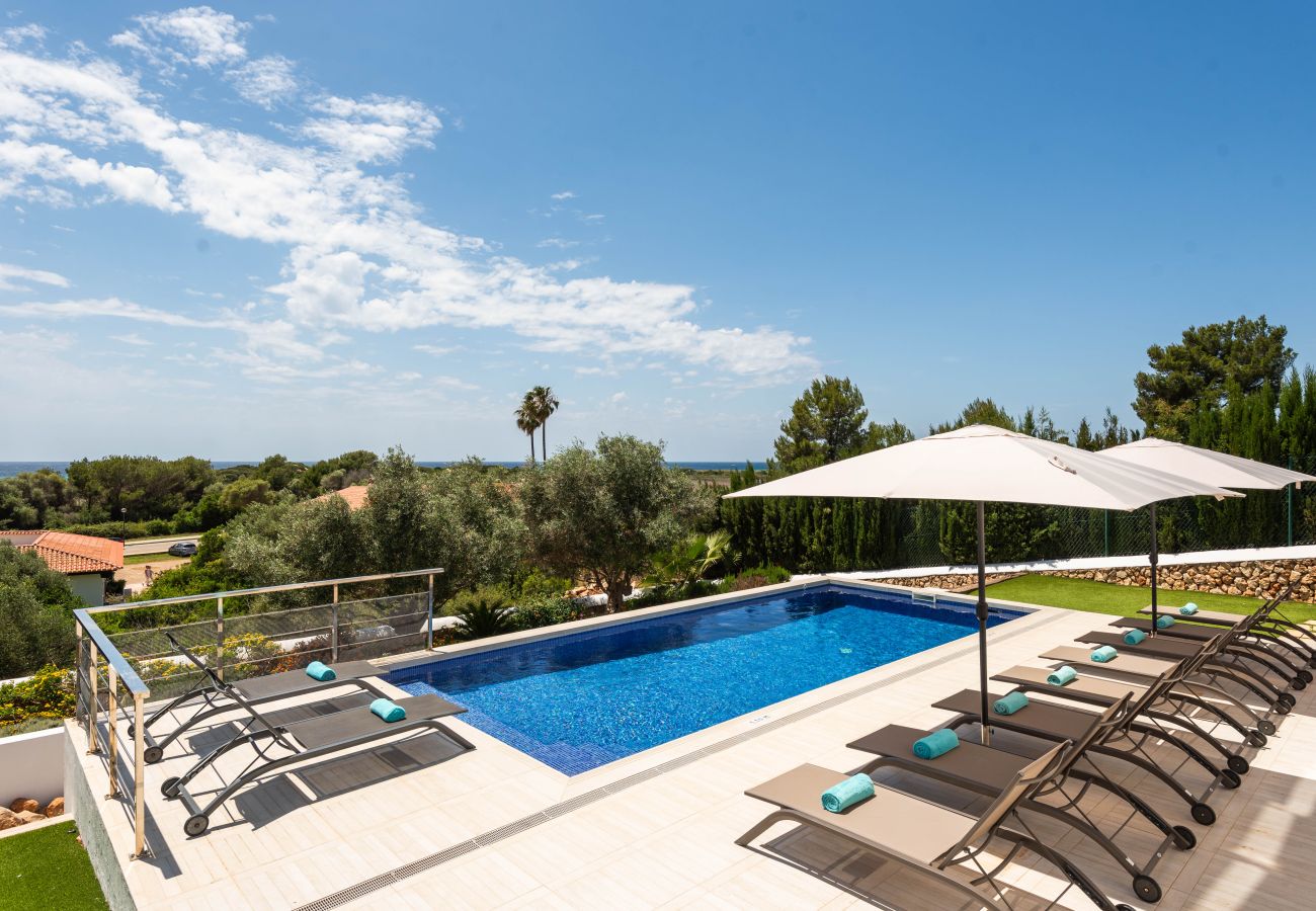 Villa in Son Bou - Villa Paradise by Escape Home