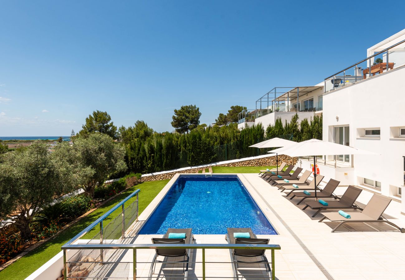 Villa in Son Bou - Villa Paradise by Escape Home