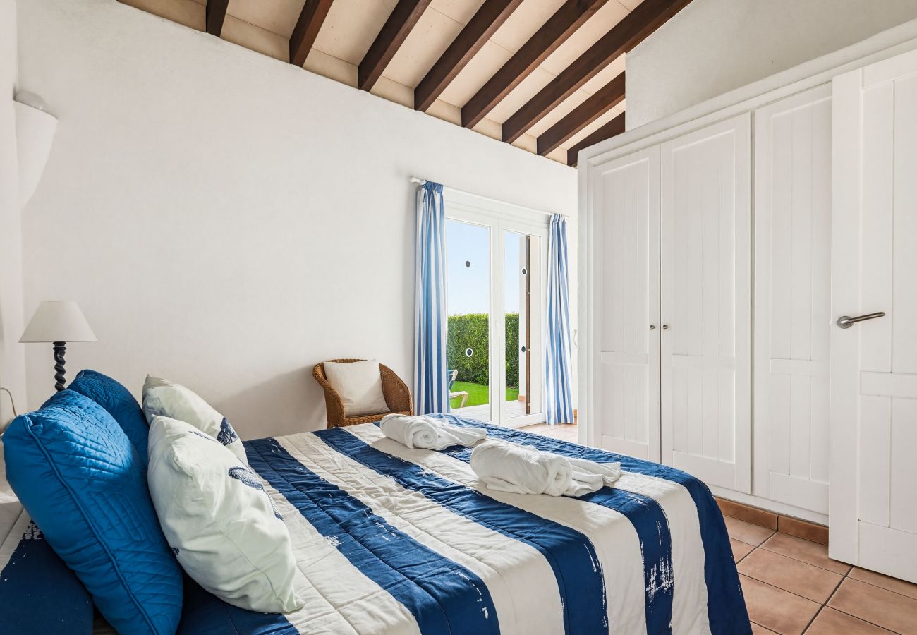 Villa in Binibeca - Villa Sonrisa by Escape Home
