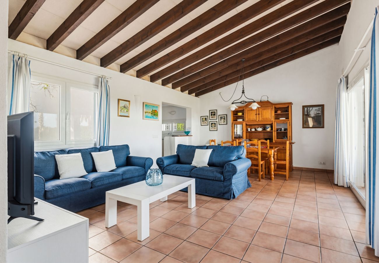 Villa in Binibeca - Villa Sonrisa by Escape Home