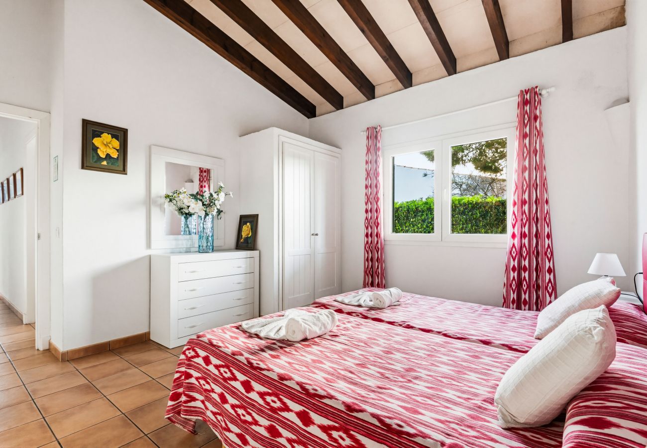 Villa in Binibeca - Villa Sonrisa by Escape Home