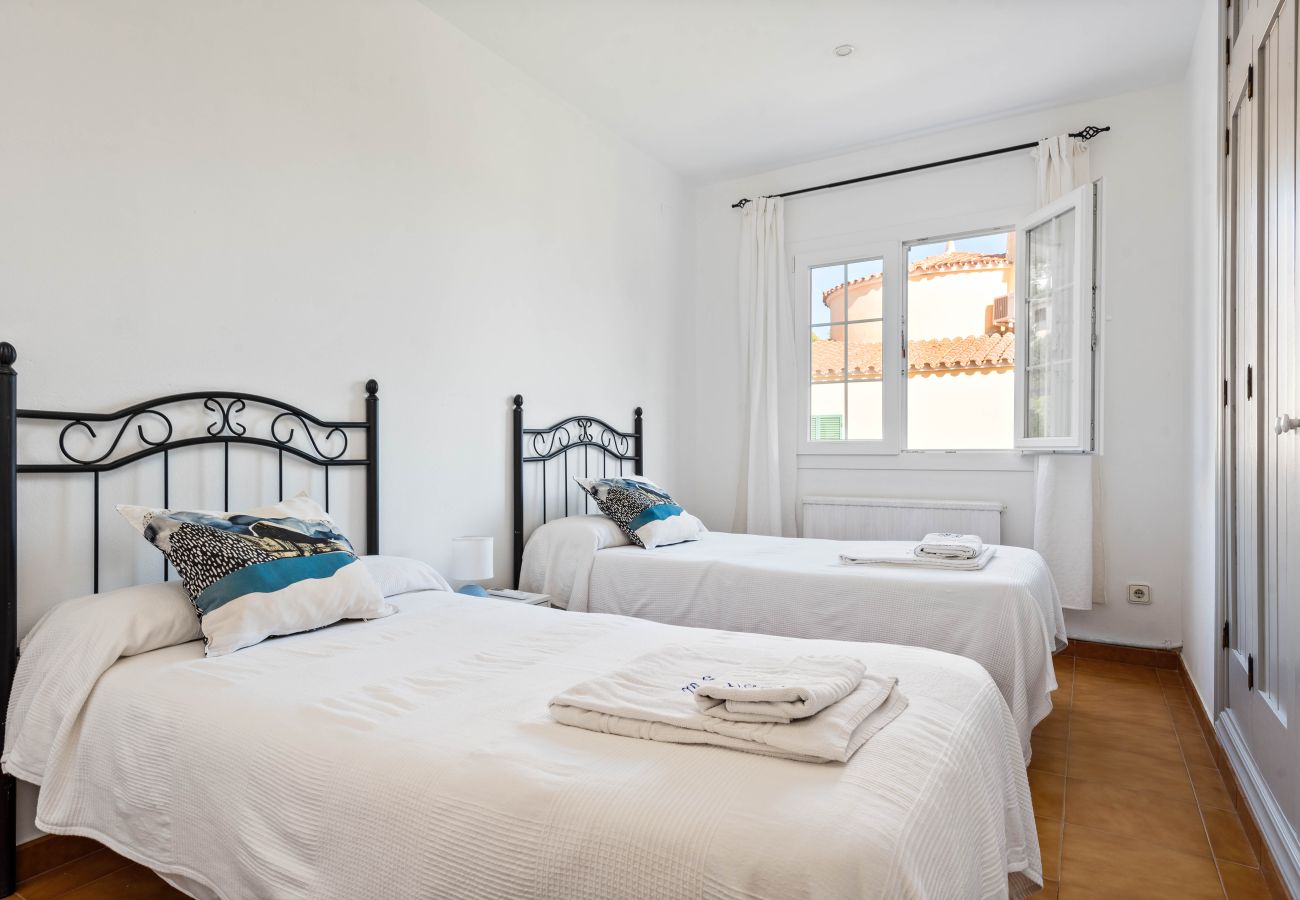 Villa in Alaior - Villa Varadero by Escape Home