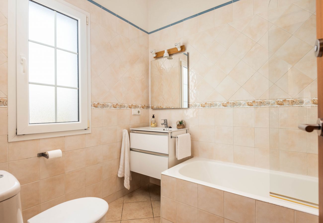 Villa in Alaior - Villa Sara by Escape Home