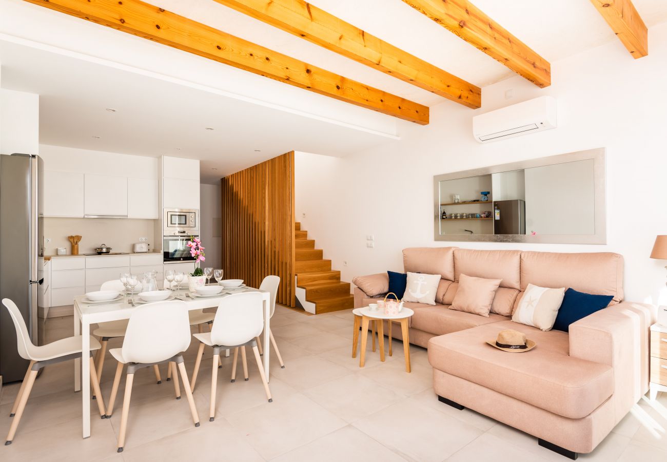 Villa La Plaza by EscapeHome, Living room Living room