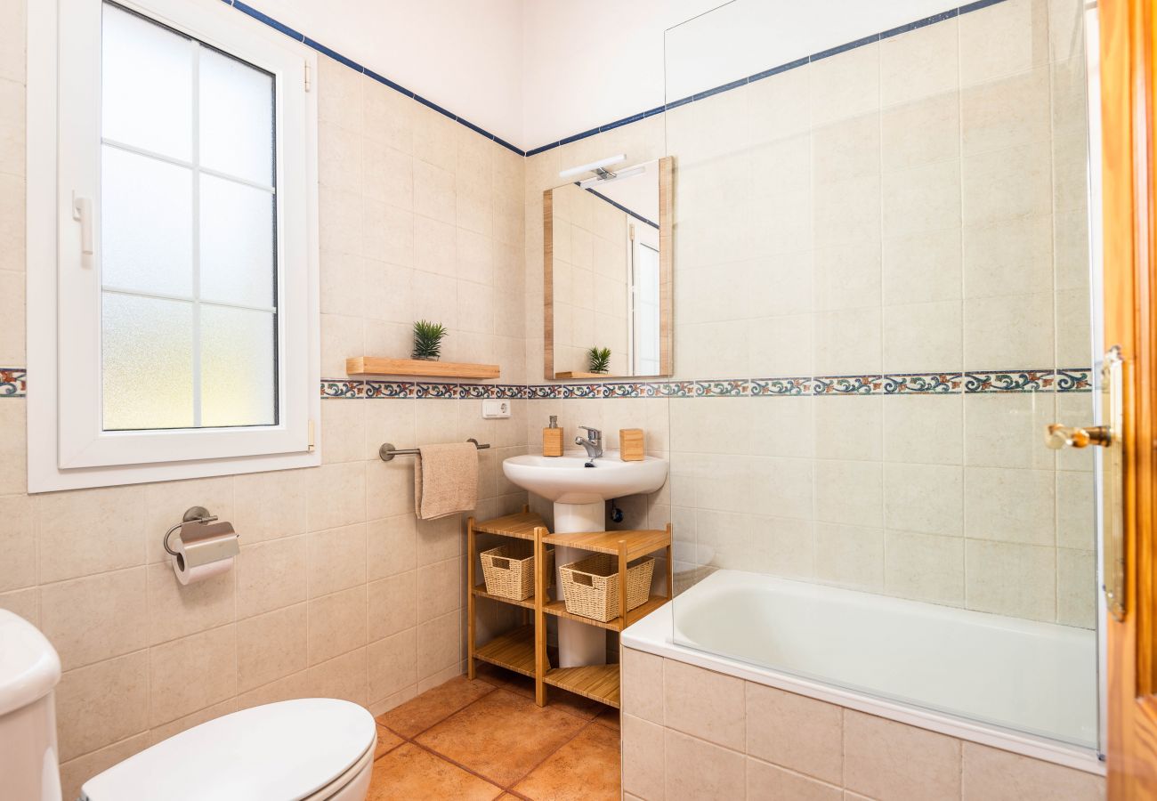 Villa in Calan Porter - Villa Rouss by Escape Home Villa in Calan Porter - Villa Rouss by Escape Home