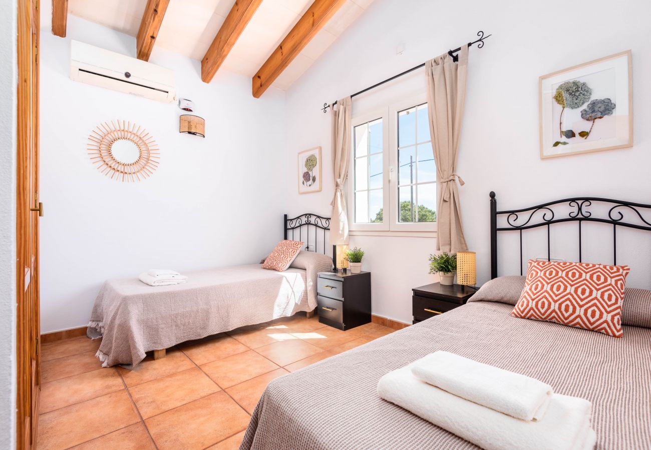 Villa in Calan Porter - Villa Rouss by Escape Home Villa in Calan Porter - Villa Rouss by Escape Home