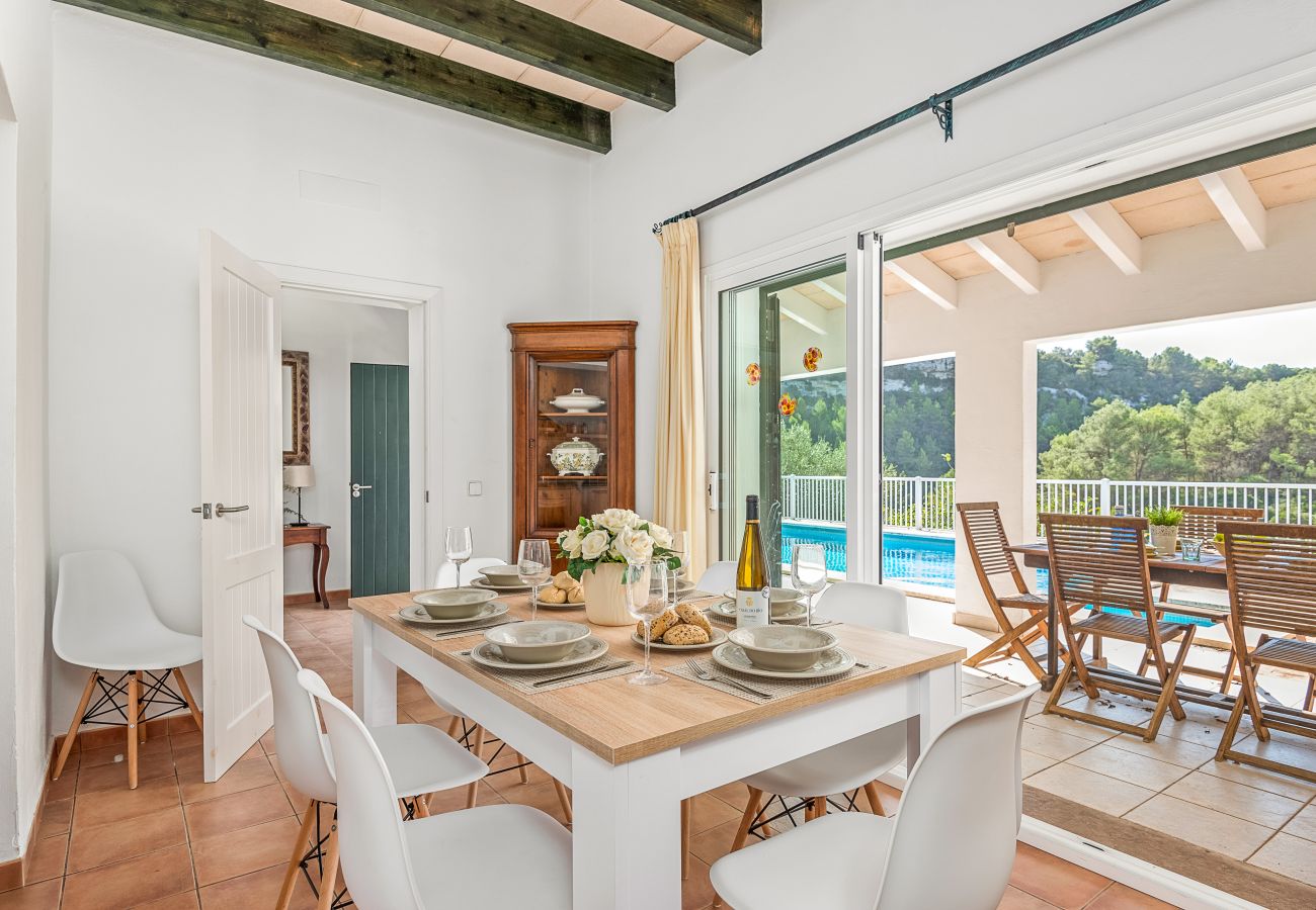 Es Torrent Verd by EscapeHome, Dining room Dining room