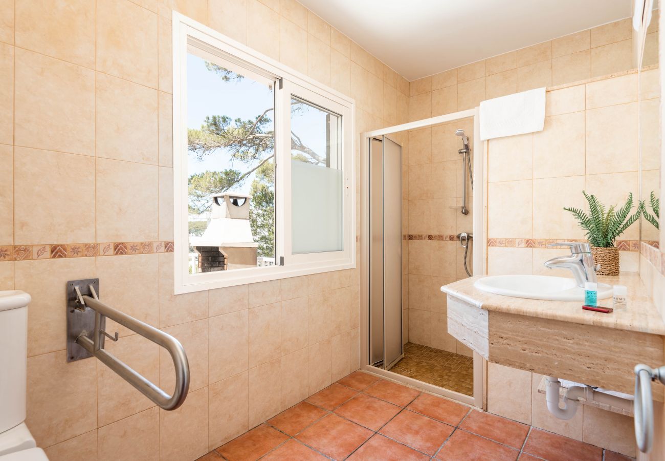 Villa in Cala Galdana - Villa Casa Olives by Escape Home