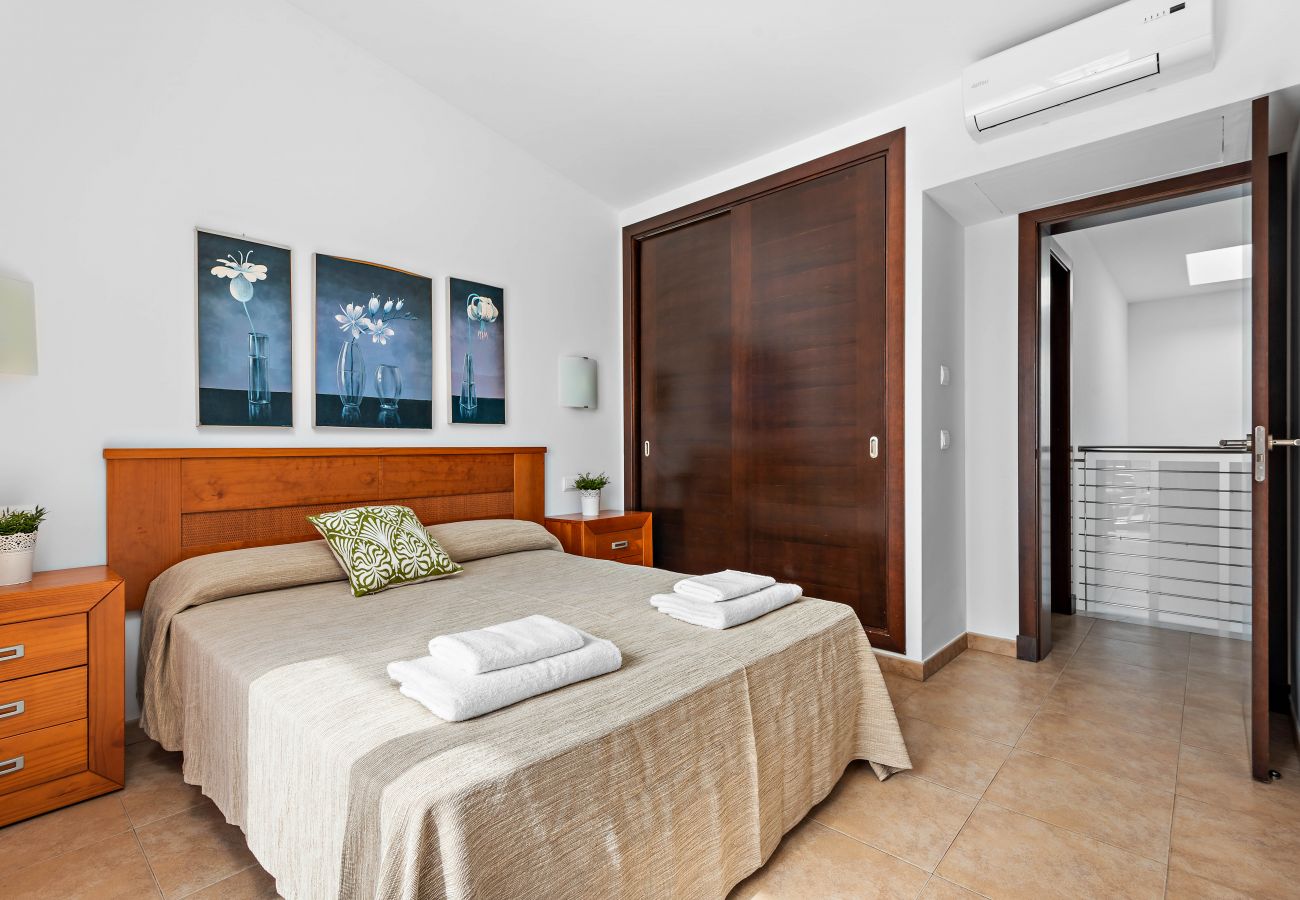Villa in Cala´n Bosch - Villa Olivia by Escape Home Villa in Cala´n Bosch - Villa Olivia by Escape Home