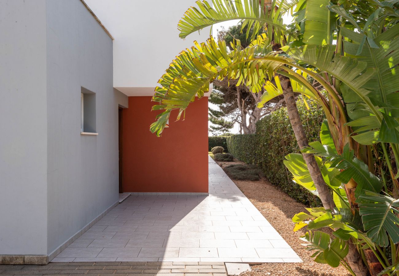 Villa in Cala´n Bosch - Villa Olivia by Escape Home Villa in Cala´n Bosch - Villa Olivia by Escape Home