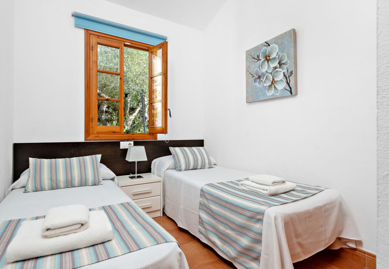 Villa in Cala Blanca - Villa Thea by Escape Home Villa in Cala Blanca - Villa Thea by Escape Home