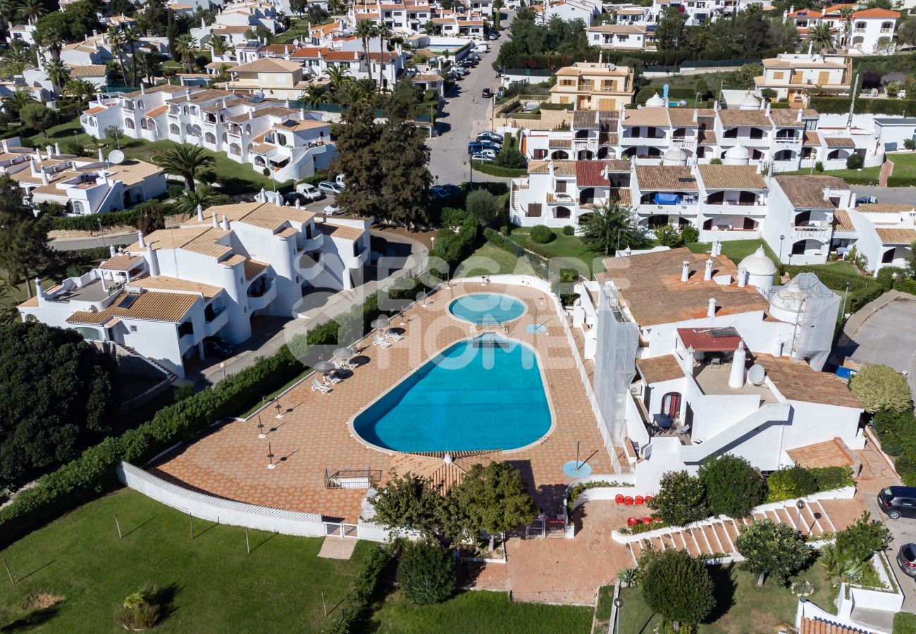 Terraced House in Porches - Estrela do Mar