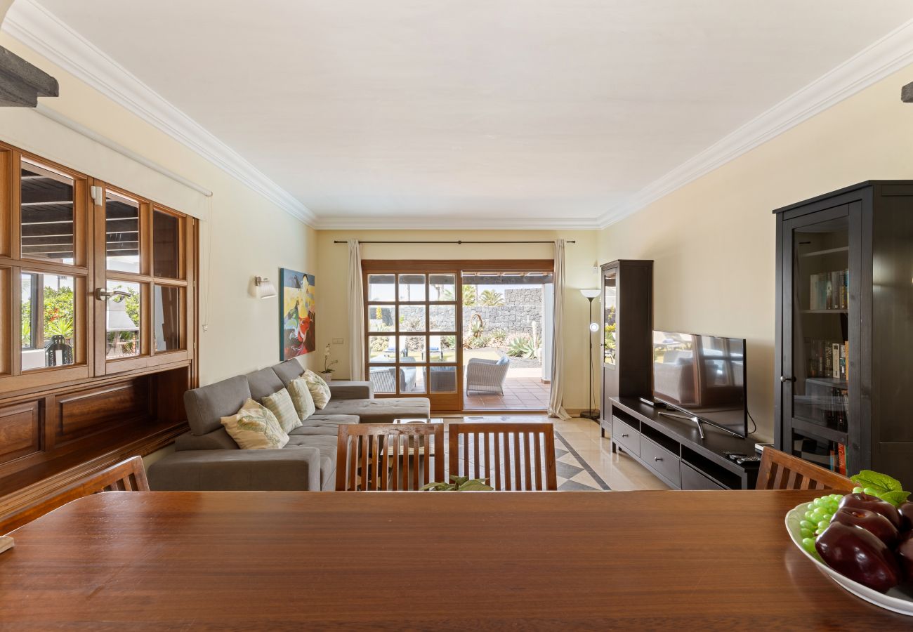 Villa in Playa Blanca - Villa Zafiro 17 By Escape Home Villa in Playa Blanca - Villa Zafiro 17 By Escape Home