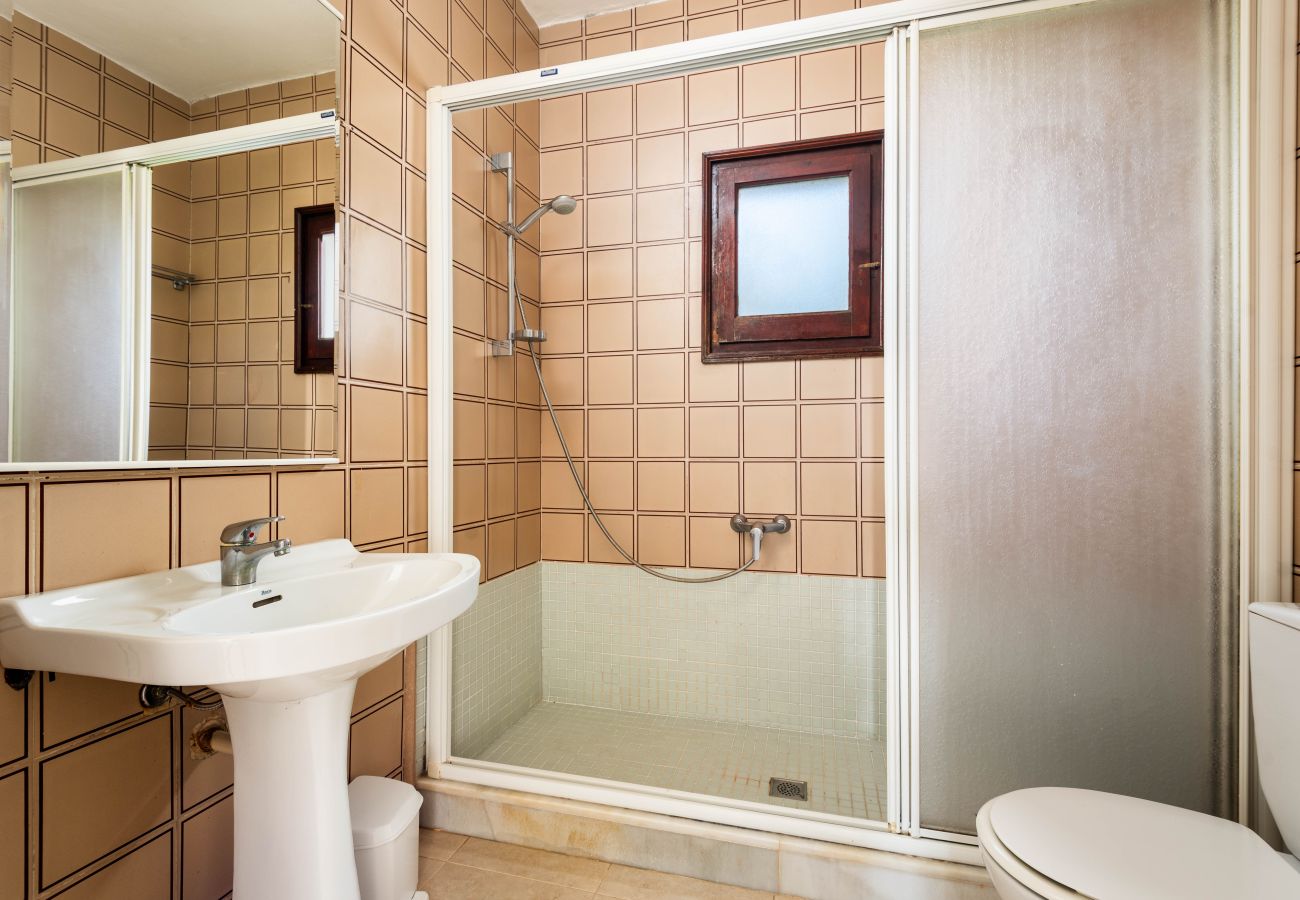 Villa in Torre Solí Nou - Villa Celia by Escape Home