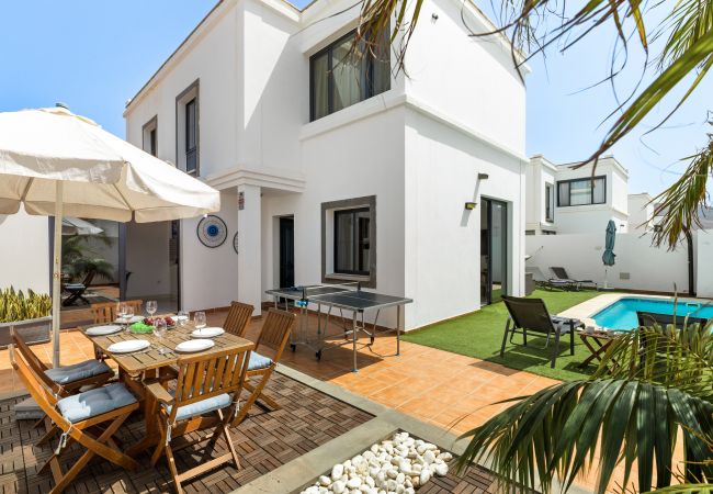 Villa in Playa Blanca - Casa Clara by  Escapehome Villa in Playa Blanca - Casa Clara by  Escapehome